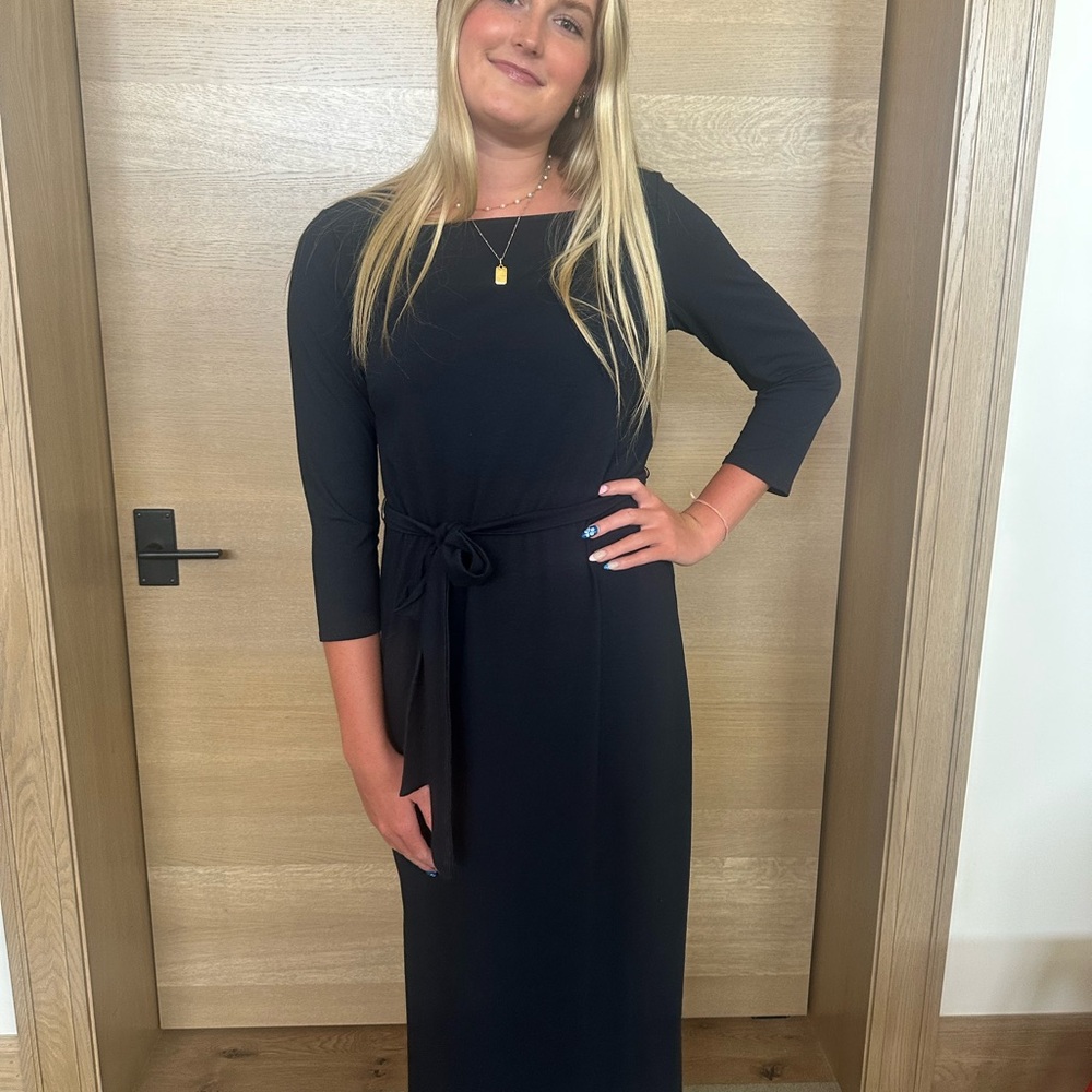 Elegant Black Midi Dress